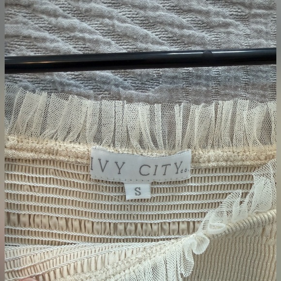 Elegant Cream Kids Dress - Picture 7 of 7